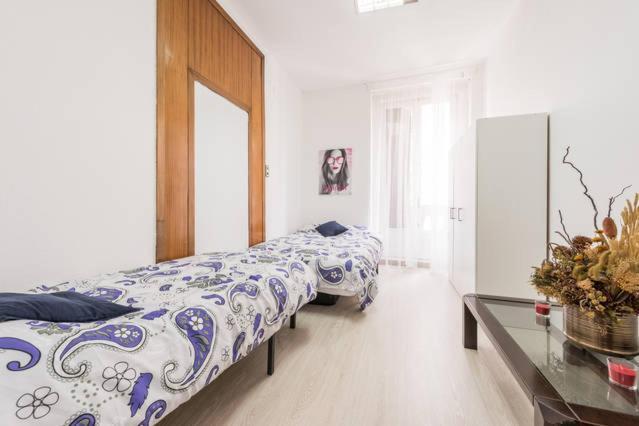 M&F Apartaments Gran Via Madrid Extérieur photo