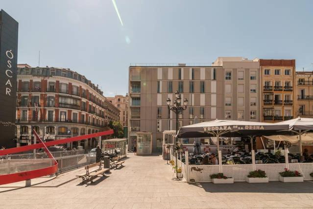M&F Apartaments Gran Via Madrid Extérieur photo